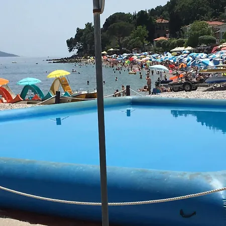 Apartment Kaki Nur 100 Meter Vom Strand Moscenicka Draga